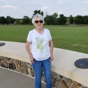 Meet your Posher, Leah